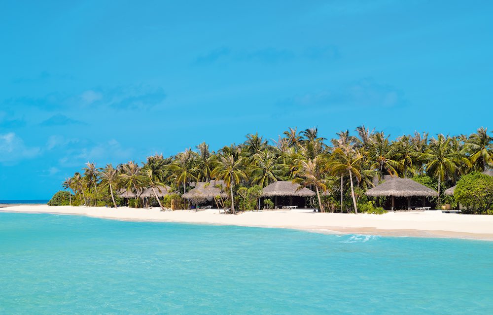 Beach Pool Villa at Velaa Private Island thumbnail 3